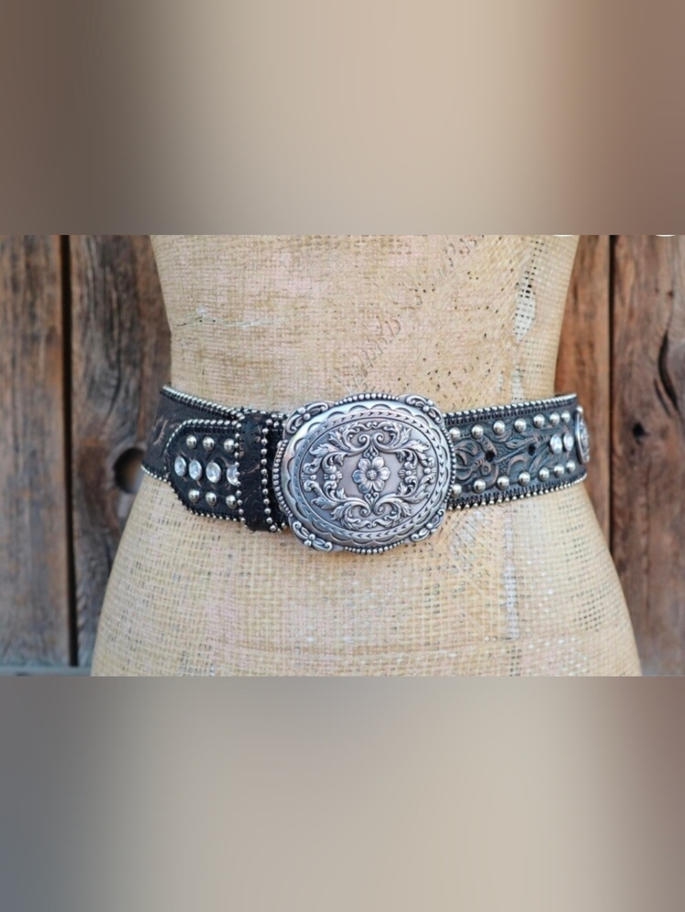 90s BB SIMON Concho Tooled Leather Embellished Studded Rhinestone Brown Belt